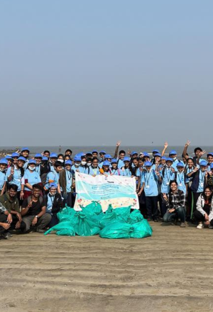 Exploring Marine Life at Juhu Koliwada: A Coastal Clean-Up and Discovery Walk